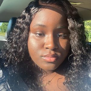 Meet your Posher, Marcella